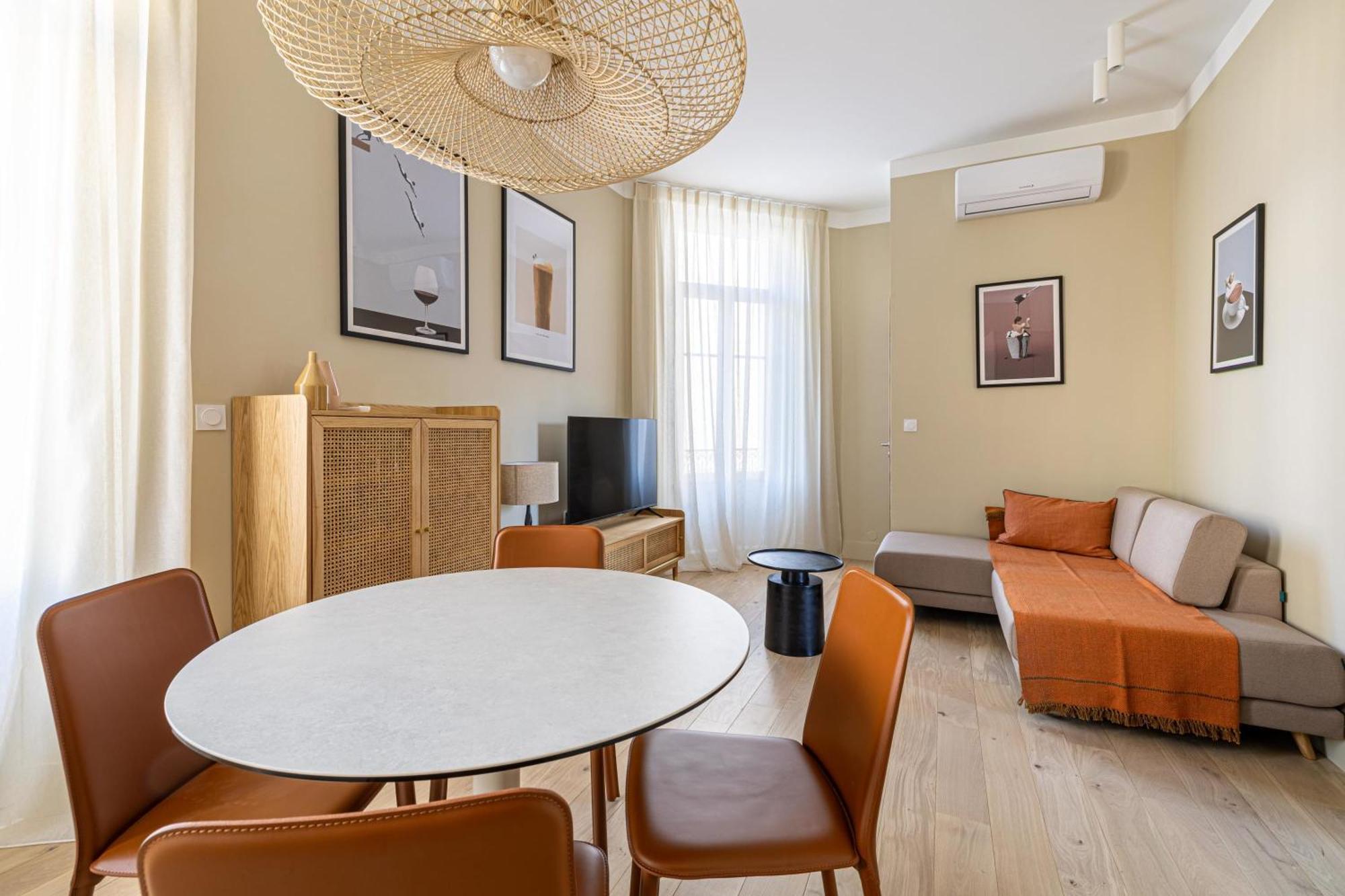 Le Windsor Confortable Pour Un Sejour Au Calme En Centre-ville Appartamento